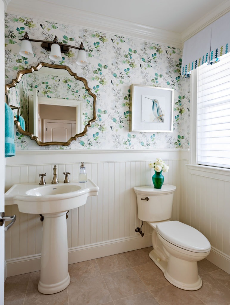 small bathroom with floral wallcovering